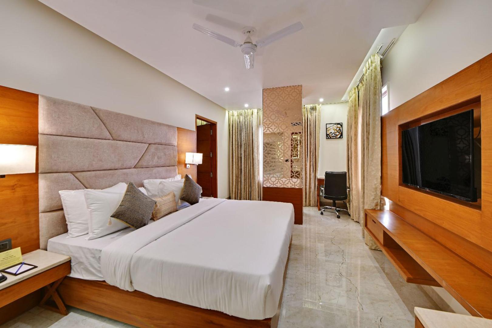 The Glory Suites Near Igi Airport Neu-Delhi Exterior foto